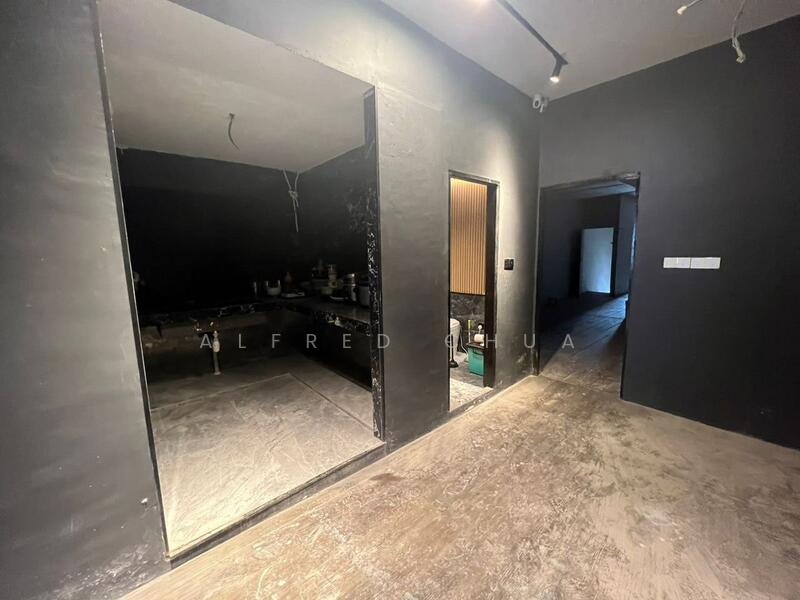 Shop for Sale in Sekama (Kuching) - Alfred Chua - Interior - PropertyGuru.com.my