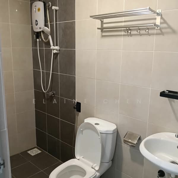 Residensi Desa Satumas untuk Untuk Disewa - RM 1,450 /bulan, Mac 2026 - Bathroom - PropertyGuru.com.my