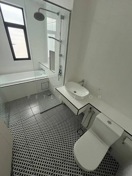 Bungalow for Sale in Bandar Cassia (Batu Kawan) - Peter Yeoh - Bathroom - PropertyGuru.com.my