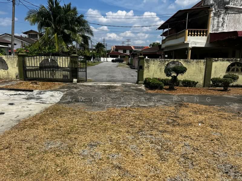 Bungalow for Sale in Taman Peringgit Jaya (Melaka City) - Benjamin Kian Peng Yap - Exterior - PropertyGuru.com.my