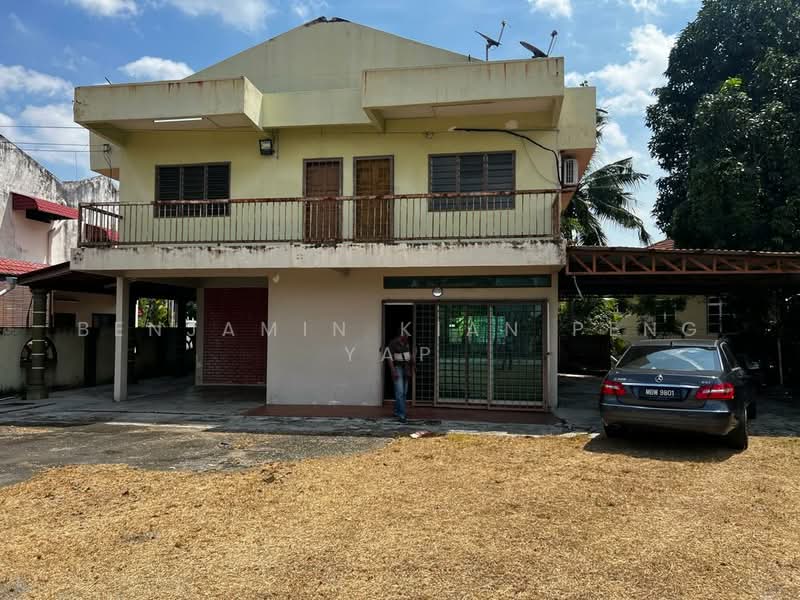 Bungalow for Sale in Taman Peringgit Jaya (Melaka City) - Benjamin Kian Peng Yap - Exterior - PropertyGuru.com.my