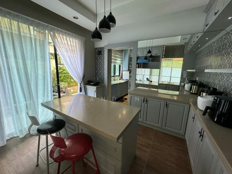 Semi-Detached House for Sale in Riverview Kemensah (Melawati) - Brandon . - Kitchen - PropertyGuru.com.my