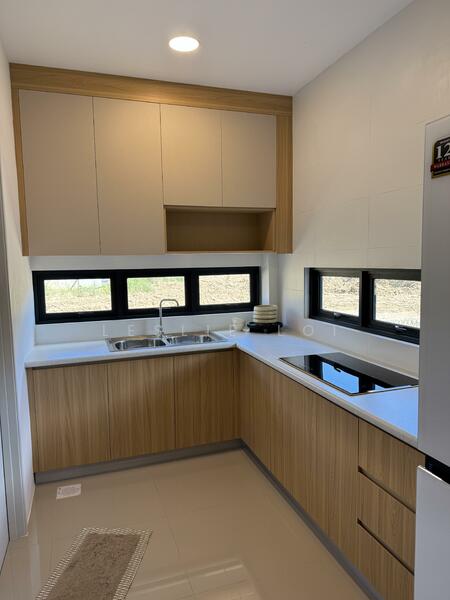 Townhouse for Sale in Siburan (Kuching) - Leslie Loi - Kitchen - PropertyGuru.com.my