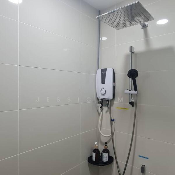 Service Residence for Rent at Southkey Mosaic - Jessica Ma - Bathroom - PropertyGuru.com.my