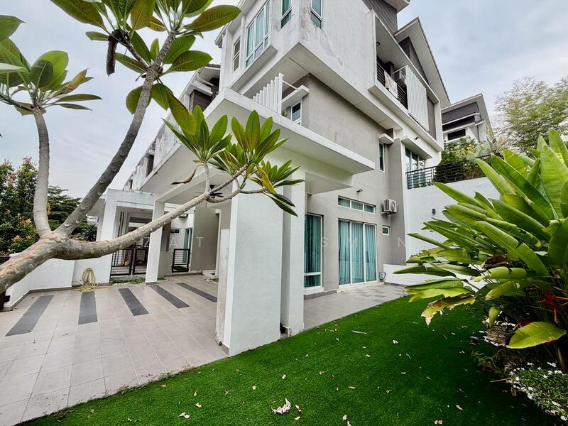 Untuk Dijual - Tiara South