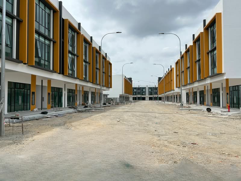 Shop / Office for Rent in Bandar Baru Permas Jaya (Permas Jaya) - Lywen Thye - Exterior - PropertyGuru.com.my
