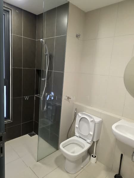 Kondominium untuk Disewa di One Cochrane Residence - William Teo - Bathroom - PropertyGuru.com.my