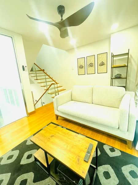 Rumah Teres 4 Tingkat untuk Dijual di Ulu Kelang (Kuala Lumpur) - Sam Jamal - Living Room - PropertyGuru.com.my