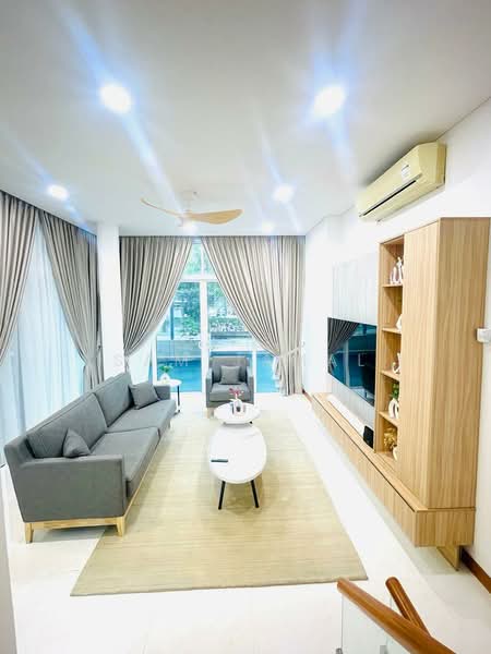 Rumah Teres 4 Tingkat untuk Dijual di Ulu Kelang (Kuala Lumpur) - Sam Jamal - Living Room - PropertyGuru.com.my