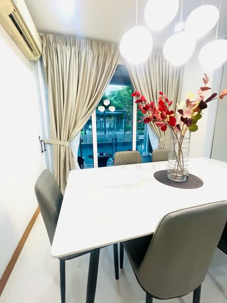 Rumah Teres 4 Tingkat untuk Dijual di Ulu Kelang (Kuala Lumpur) - Sam Jamal - Dining Room - PropertyGuru.com.my