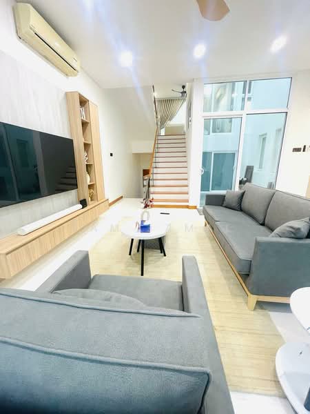 Rumah Teres 4 Tingkat untuk Dijual di Ulu Kelang (Kuala Lumpur) - Sam Jamal - Living Room - PropertyGuru.com.my