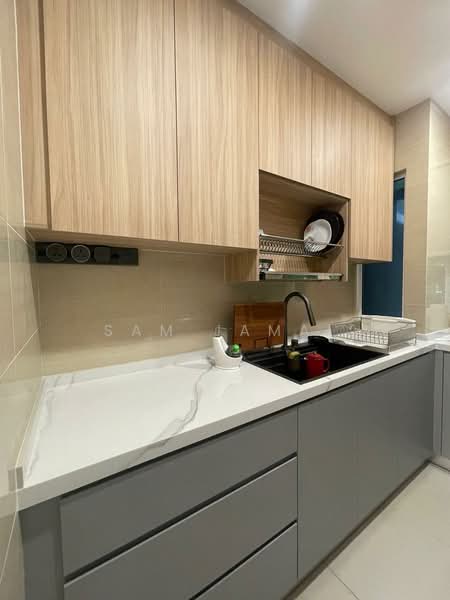 Rumah Teres 4 Tingkat untuk Dijual di Ulu Kelang (Kuala Lumpur) - Sam Jamal - Kitchen - PropertyGuru.com.my
