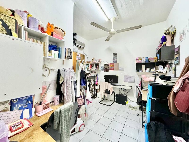 2-storey Terraced House for Sale in Taman Cheras Prima (Kajang) - Izzat Zamros - Study - PropertyGuru.com.my