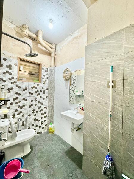2-storey Terraced House for Sale in Taman Cheras Prima (Kajang) - Izzat Zamros - Bathroom - PropertyGuru.com.my