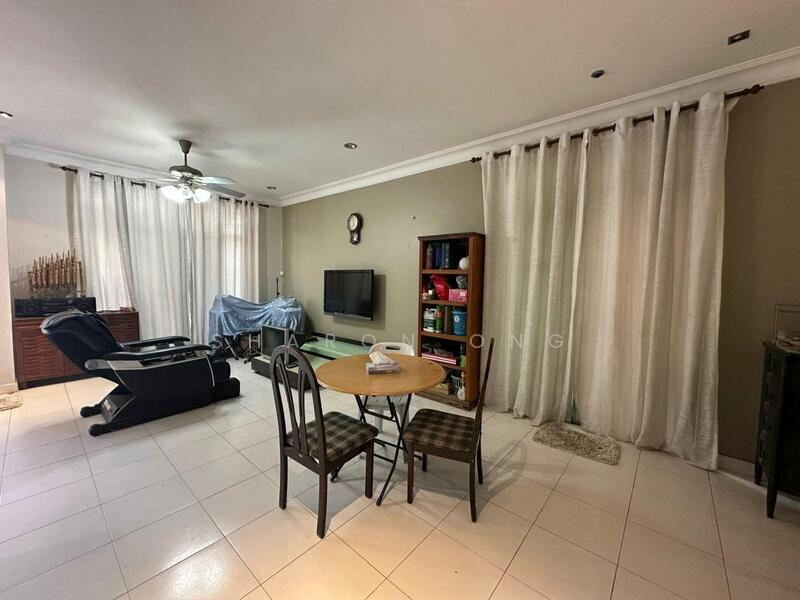 Taman Sri Pulai Perdana untuk Untuk Dijual - RM 958,000, Mac 2026 - Living Room - PropertyGuru.com.my