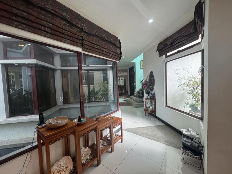 Semi-Detached House for Sale in Shah Alam (Selangor) - Reena Sarif - Entrance - PropertyGuru.com.my
