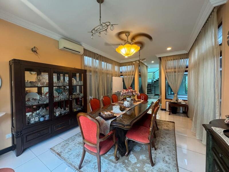 Semi-Detached House for Sale in Shah Alam (Selangor) - Reena Sarif - Dining Room - PropertyGuru.com.my