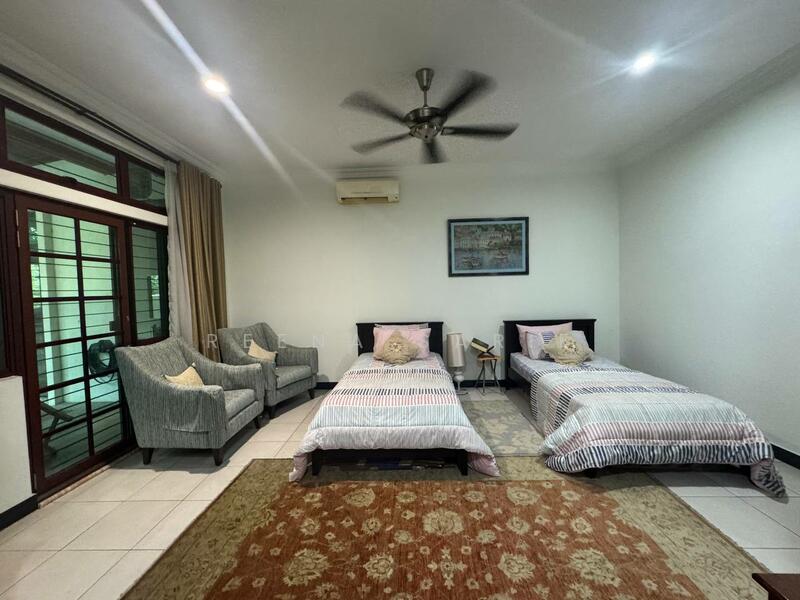 Semi-Detached House for Sale in Shah Alam (Selangor) - Reena Sarif - Bedroom - PropertyGuru.com.my