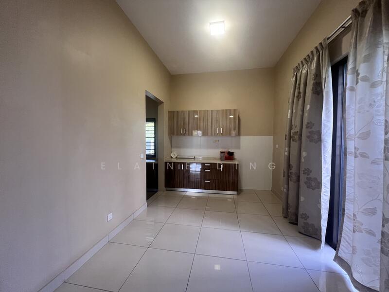 Semi-Detached House for Sale in Semenyih (Selangor) - Elaine Ding - Kitchen - PropertyGuru.com.my