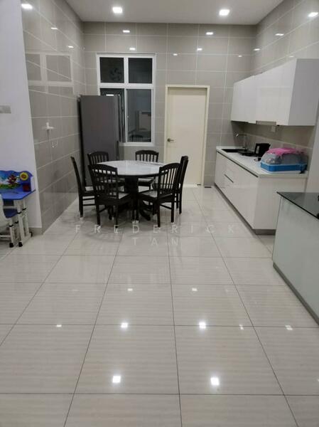 Condominium for Sale at Damansara Foresta - Frederick Tan - Kitchen - PropertyGuru.com.my