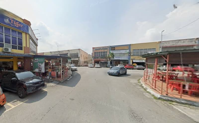 Shop for Rent in Bandar Puteri (Klang) - Kelly Teo - Exterior - PropertyGuru.com.my