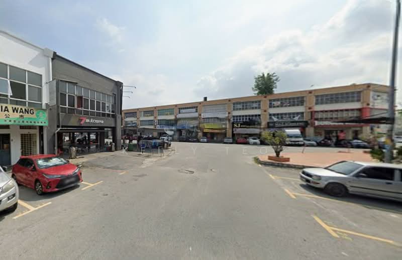 Shop for Rent in Bandar Puteri (Klang) - Kelly Teo - Exterior - PropertyGuru.com.my