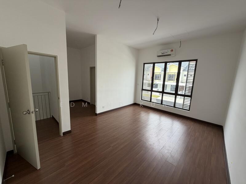 2-storey Terraced House for Sale in Alam Nusantara (Setia Alam) - Edmund Kuah - Living Room - PropertyGuru.com.my