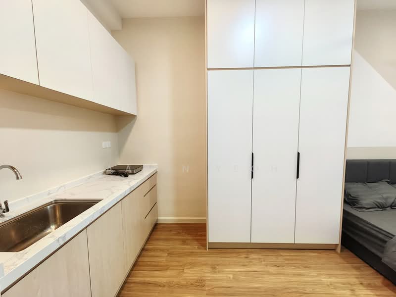 Service Residence for Rent at UNA Serviced Apartment - Aaron Yeoh - Kitchen - PropertyGuru.com.my