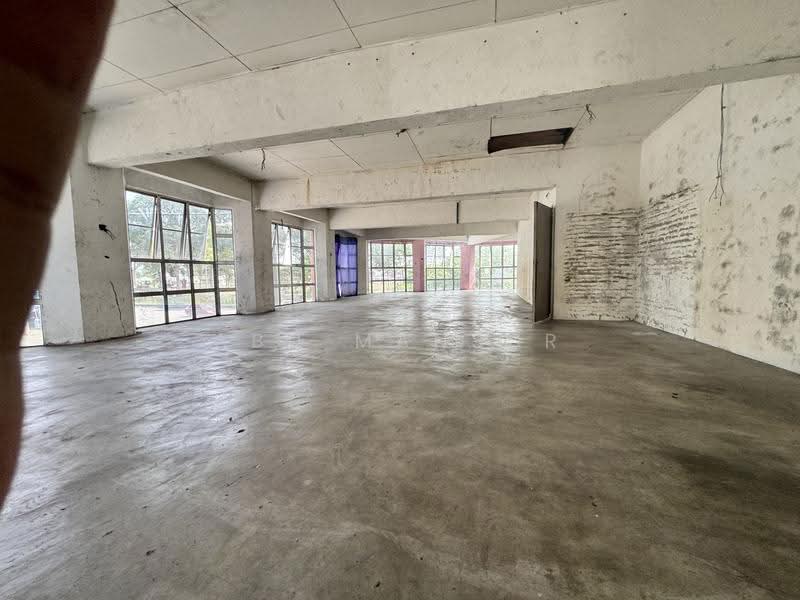 Shop / Office for Rent in Bandar Melawati (Kuala Selangor) - Abu Mansur - Interior - PropertyGuru.com.my