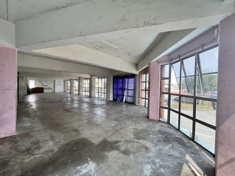 Shop / Office for Rent in Bandar Melawati (Kuala Selangor) - Abu Mansur - Interior - PropertyGuru.com.my