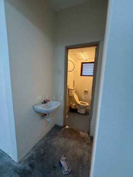 Pangsapuri untuk Disewa di Taman Pusat Kepong - Will Lee - Bathroom - PropertyGuru.com.my