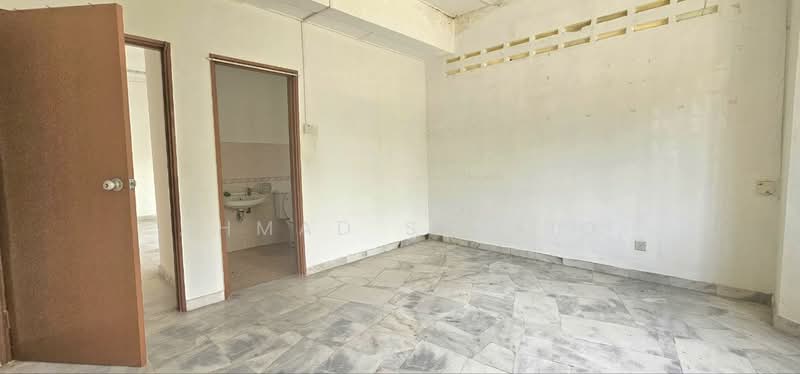Bungalow for Sale in Bandar Mahkota Banting (Tanjong Duabelas) - Ahmad Syafiq - Interior - PropertyGuru.com.my