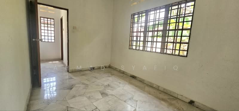 Bungalow for Sale in Bandar Mahkota Banting (Tanjong Duabelas) - Ahmad Syafiq - Interior - PropertyGuru.com.my