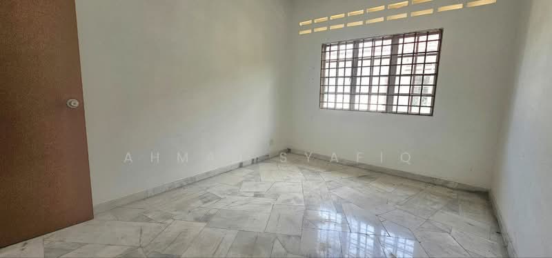 Bungalow for Sale in Bandar Mahkota Banting (Tanjong Duabelas) - Ahmad Syafiq - Interior - PropertyGuru.com.my