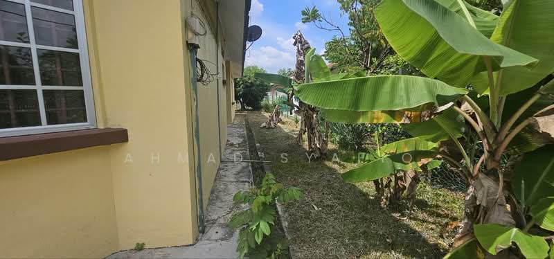 Bungalow for Sale in Bandar Mahkota Banting (Tanjong Duabelas) - Ahmad Syafiq - Exterior - PropertyGuru.com.my