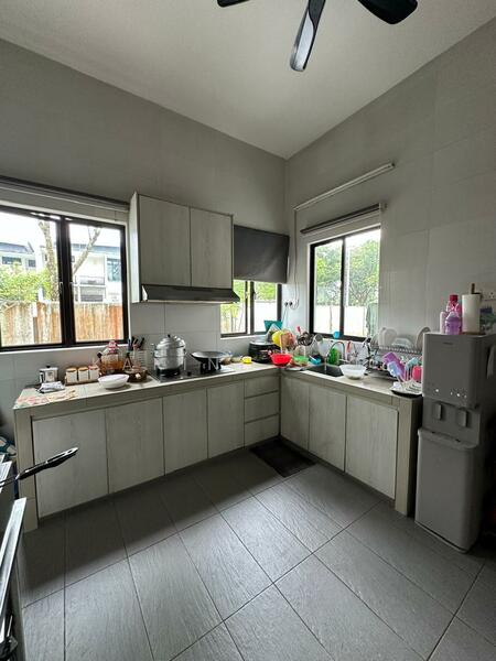 Cluster House for Sale in Taman Adda Heights (Tebrau) - Karine Sior - Kitchen - PropertyGuru.com.my