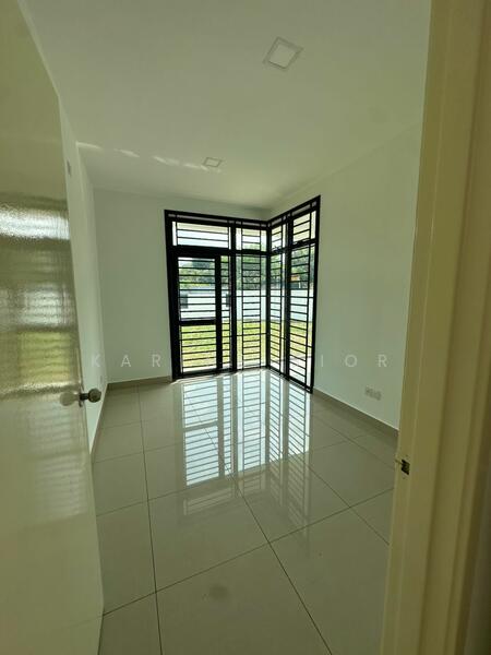 Cluster House for Sale in Taman Adda Heights (Tebrau) - Karine Sior - Interior - PropertyGuru.com.my