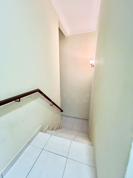 Rumah Teres 2 Tingkat untuk Dijual di Taman Mantau Indah (Rasah) - Rozita Hj Hassan - Corridor - PropertyGuru.com.my