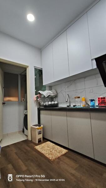 Condominium for Sale at i-Santorini - Dyson Ng - Kitchen - PropertyGuru.com.my