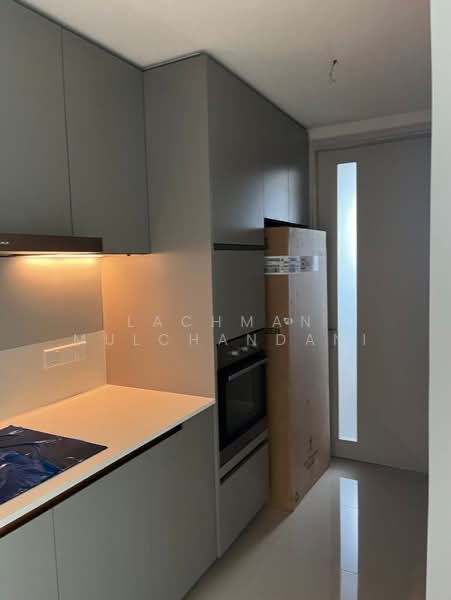 Service Residence for Sale at Residensi Solaris Parq - Lachman Mulchandani - Kitchen - PropertyGuru.com.my