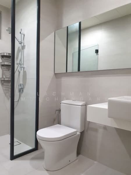 Service Residence for Sale at Residensi Solaris Parq - Lachman Mulchandani - Second Bathroom - PropertyGuru.com.my