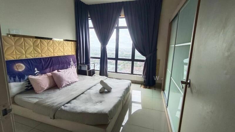 Service Residence for Sale at ARC @ Austin Hills - Amber Hew - Bedroom - PropertyGuru.com.my