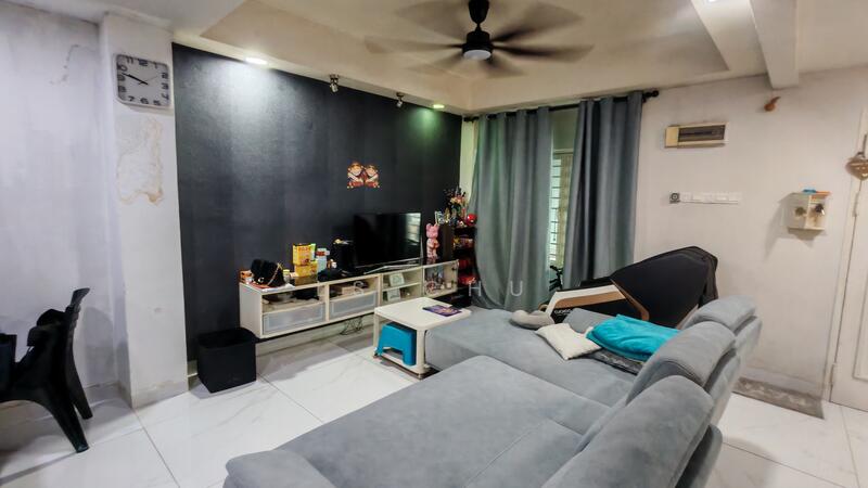 2-storey Terraced House for Sale in Subang Jaya (Selangor) - LS Chu - Living Room - PropertyGuru.com.my