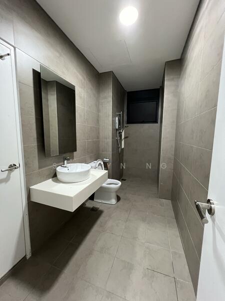O2 Residence untuk Untuk Disewa - RM 1,450 /bulan, Feb 2026 - Bathroom - PropertyGuru.com.my