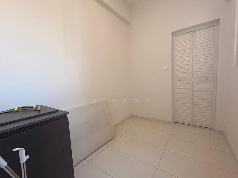 Condominium for Rent at Royal Strand @ Country Garden Danga Bay - HR Yeoh - Interior - PropertyGuru.com.my