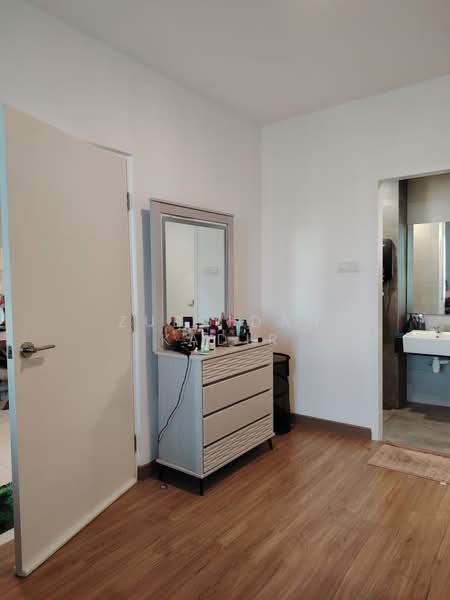 Service Residence for Sale at AraTre' Residences - Zubaidah Kadir - Bedroom - PropertyGuru.com.my
