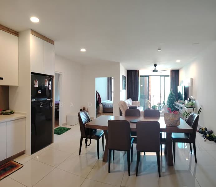 Service Residence for Sale at AraTre' Residences - Zubaidah Kadir - Kitchen - PropertyGuru.com.my