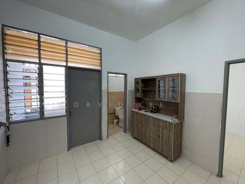 2-storey Terraced House for Sale in Teluk Kumbar (Penang) - David Lee - Kitchen - PropertyGuru.com.my