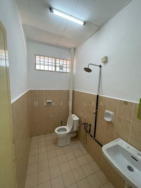 2-storey Terraced House for Sale in Teluk Kumbar (Penang) - David Lee - Bathroom - PropertyGuru.com.my