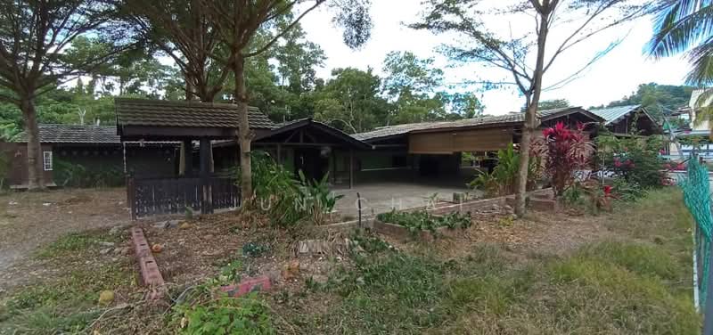 Retail Space for Rent in Kampung Lobak (Seremban) - Jun Chai - Exterior - PropertyGuru.com.my